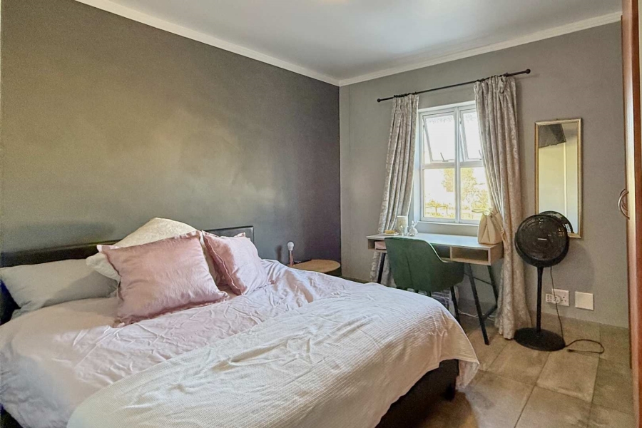 2 Bedroom Property for Sale in Royal Ascot Western Cape